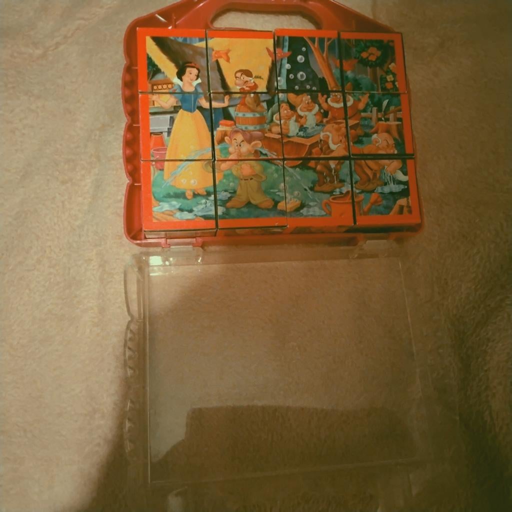 Disney puzzeltje in koffertje, Verzamelen, Disney, Ophalen of Verzenden, Overige figuren, Overige typen