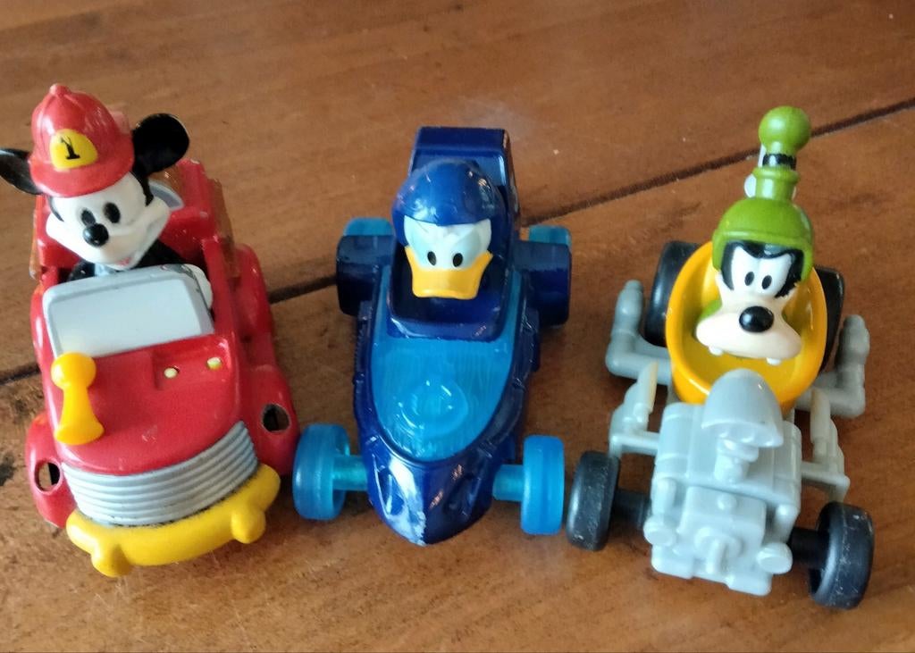 Disney autootjes. 3 stuks. Mickey, Donald, Goofy., Ophalen of Verzenden, Mickey Mouse, Beeldje of Figuurtje