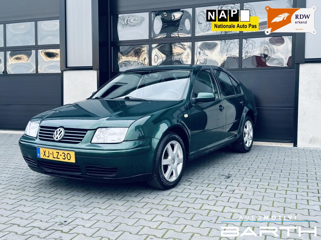 Volkswagen Bora 1.6 | Airco | NAP | APK | el. Pakket |, 13 km/l, Volkswagen, Bedrijf, Handgeschakeld