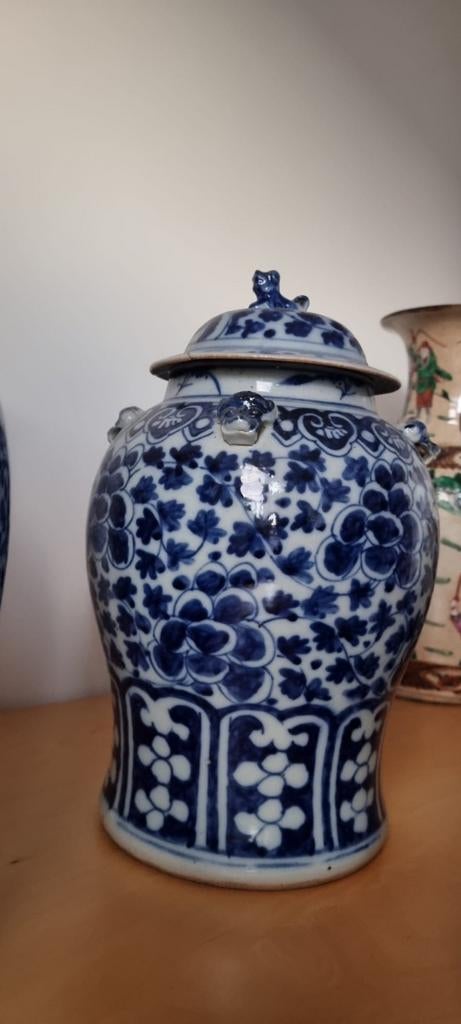 Chineze blauw witte vazen en pot, Ophalen