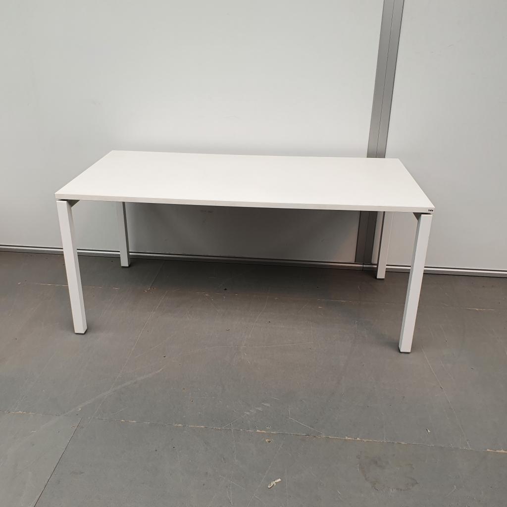 TDS tafel - 160x80 cm, Niet ingevuld, Gebruikt, Niet ingevuld, Niet ingevuld