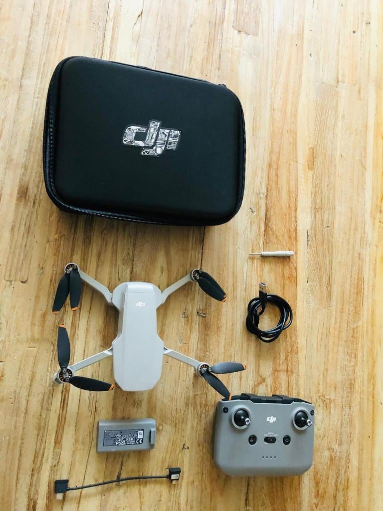 Aangeboden: DJI mini 2 ai, Ophalen, Zo goed als nieuw