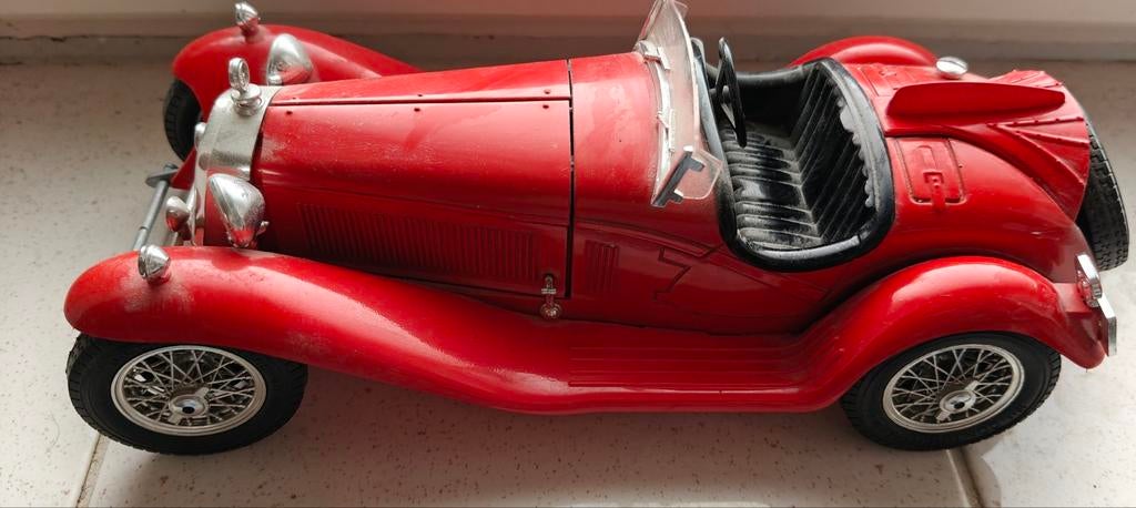 Alfa Romeo Spider 2300 schaalmodel 1:18, Ophalen of Verzenden