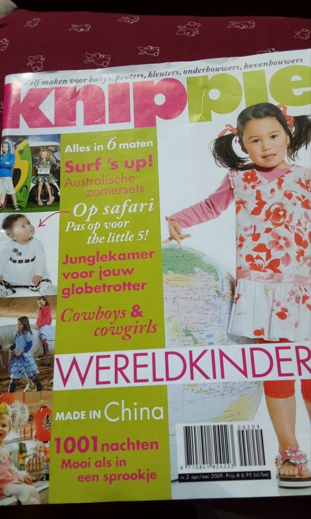 Knipmode Knippie 2019, Hobby en Vrije tijd, Kledingpatronen, Zo goed als nieuw, Vrouw, Knipmode, Ophalen of Verzenden