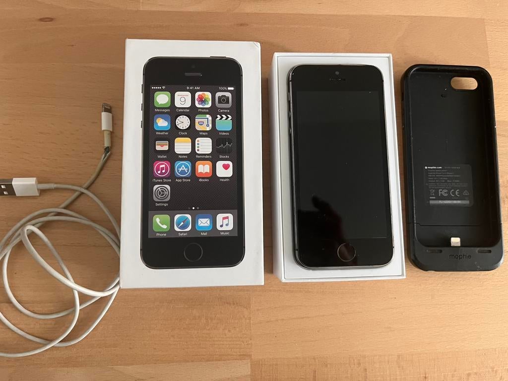 Iphone 5s/ mophie batterij +geheugen/ oplaadkabel, Telecommunicatie, Mobiele telefoons | Apple iPhone, 16 GB, Ophalen of Verzenden