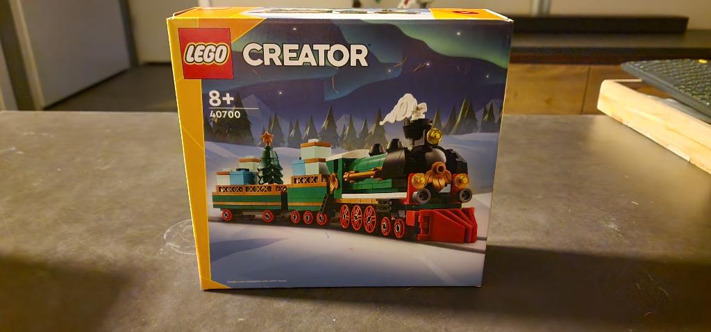 Nieuw: Lego 40700 Feestdagentrein (Kersttrein), Lego, Nieuw, Ophalen of Verzenden, Complete set