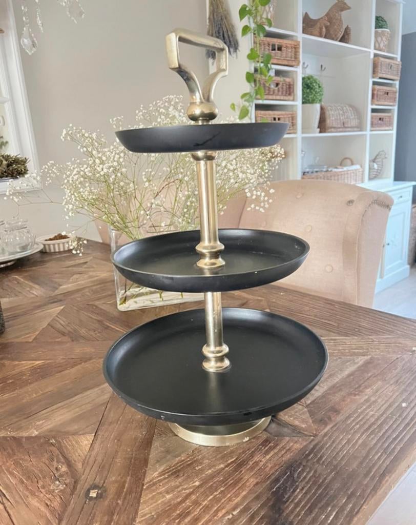 Prachtige New York etagère van Riviera Maison, Huis en Inrichting, Woonaccessoires | Etagères, Ophalen of Verzenden, Gebruikt