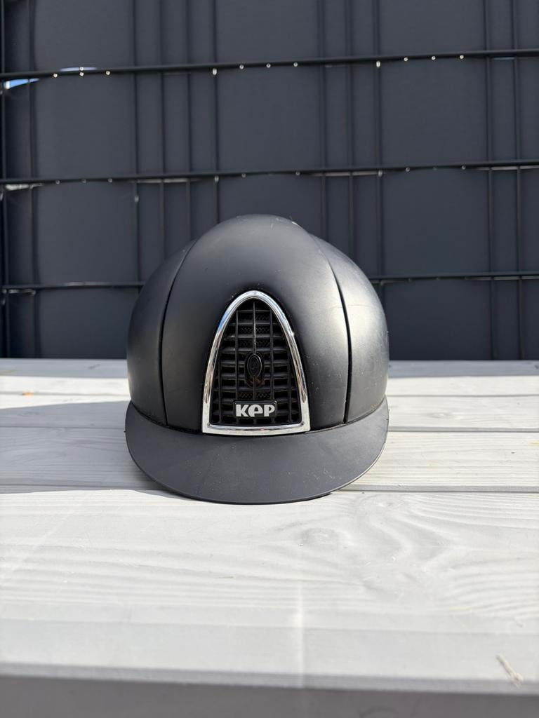 Kep italia - M, Dieren en Toebehoren, Paardrijkleding, Gebruikt, Cap, Dressuur, Ophalen