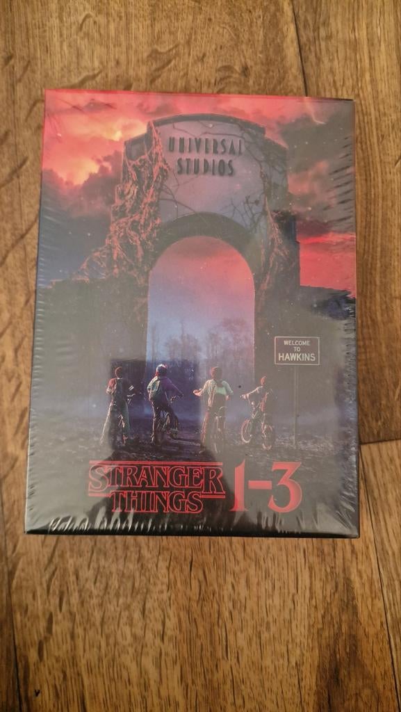 Stranger things season 1 tot 3 dvd, Vanaf 16 jaar, Ophalen of Verzenden, Zo goed als nieuw