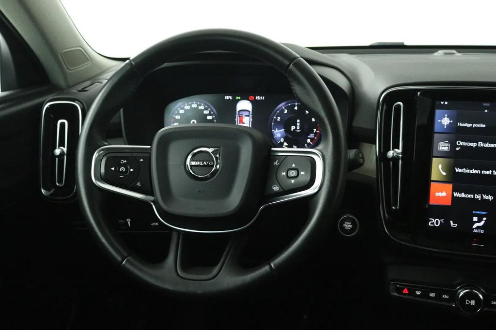 Volvo XC40 2.0 T5 AWD Inscription (PANORAMADAK, € 28.945,0, Automaat, Gebruikt, 4 cilinders, 1969 cc