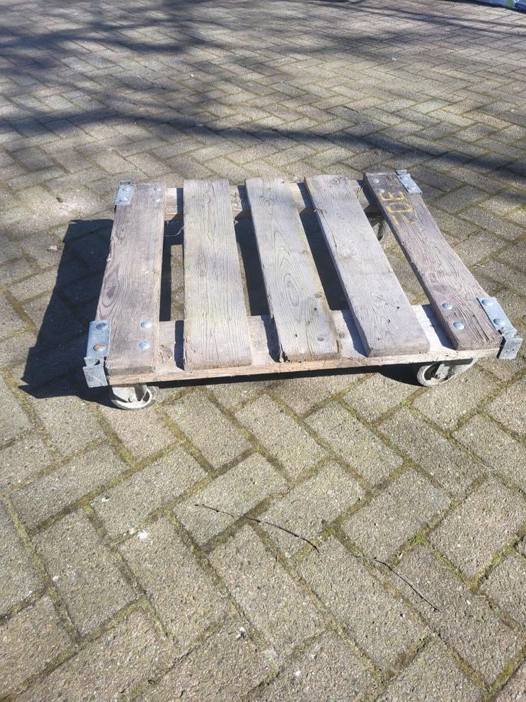 Stevig plateau karretje op wielen, Ophalen of Verzenden