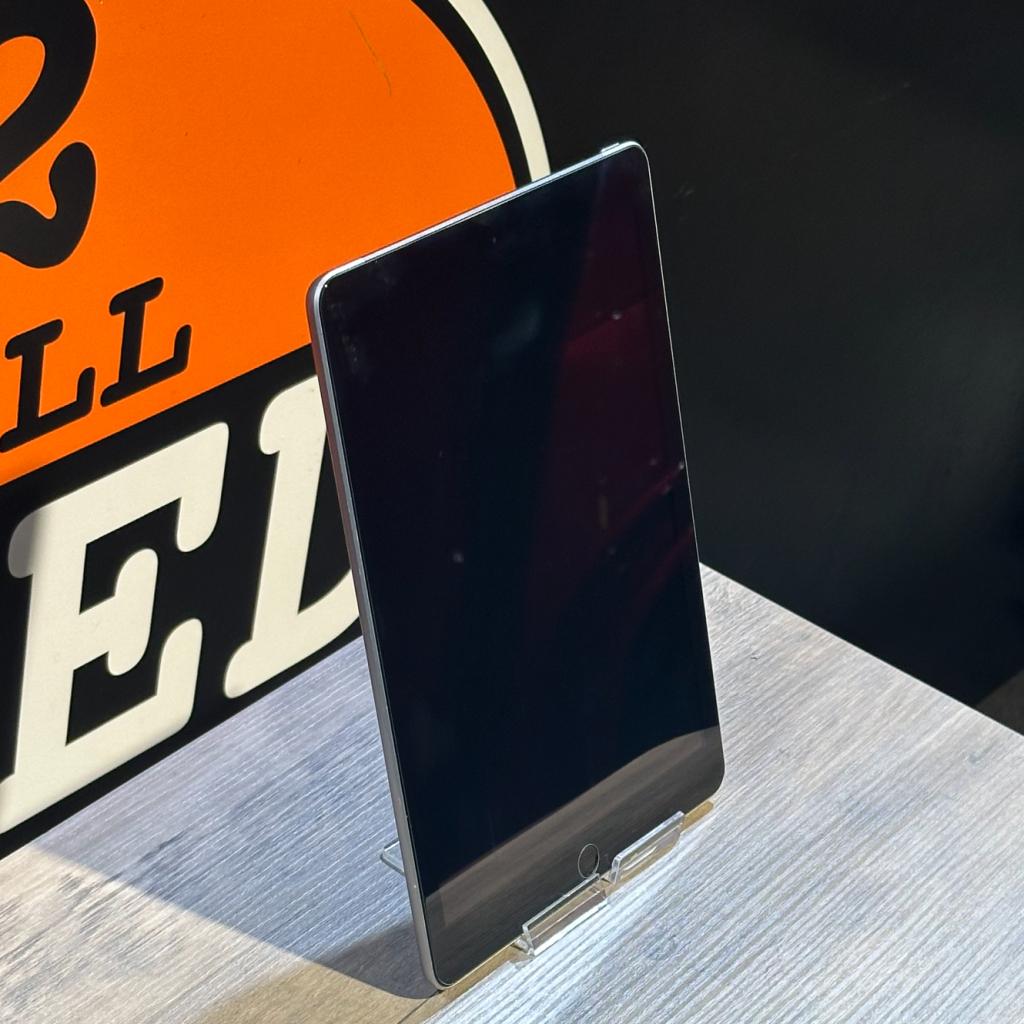 iPad 6th - 32GB - Space Gray - Batt 87 - Garantie, Apple, Zo goed als nieuw, Support@apple.com, One Apple Park Way
Cupertino, CA 95014
United States