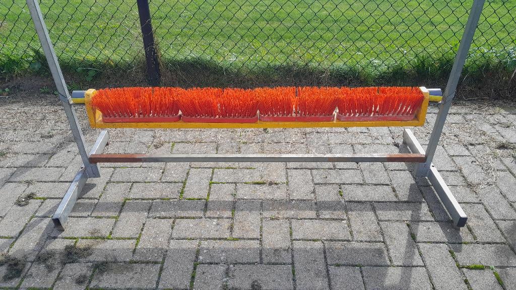 Behendigheid / Agility: Borstelsprong, Dieren en Toebehoren, Ophalen, Gebruikt