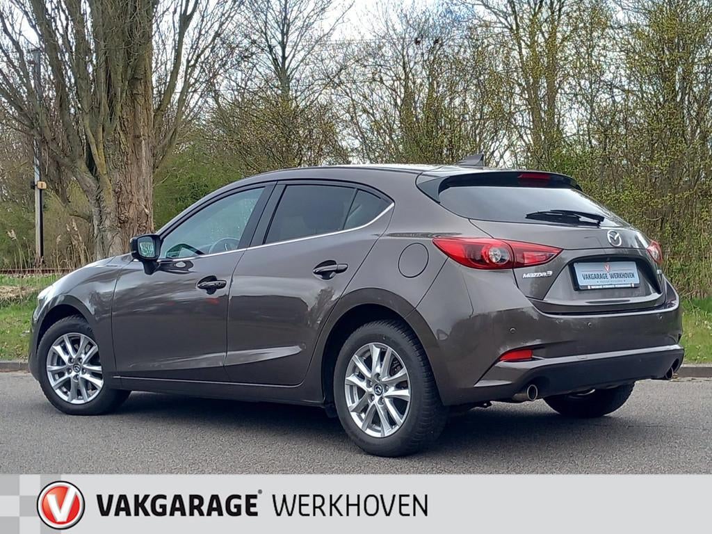 Mazda 3 2.0 SkyActiv-G 120 | Camera | Stoelverwarming | 1e E, Auto's, Voorwielaandrijving, 1998 cc, Stof, Gebruikt