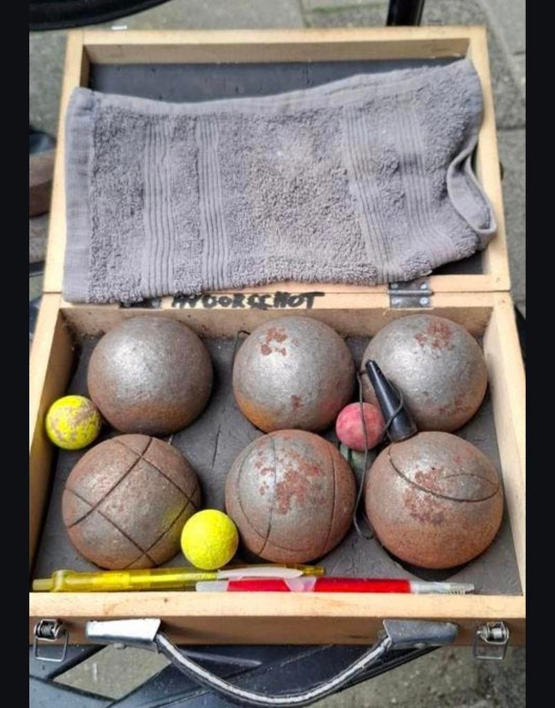 3 sets jeu de boules ballen met koffers, Sport en Fitness, Overige Sport en Fitness, Ophalen of Verzenden, Gebruikt