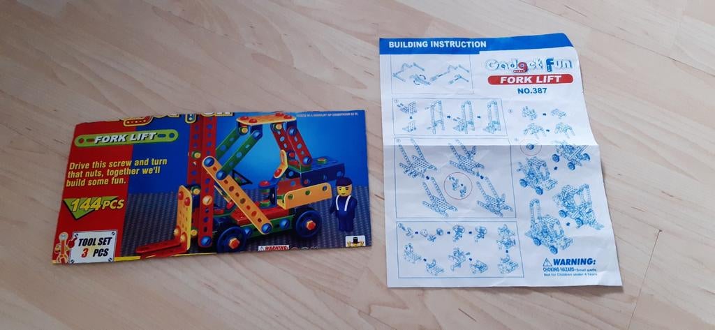 3 bouwpakketten kunststof Meccano met handleidingen, Ophalen of Verzenden, Gebruikt