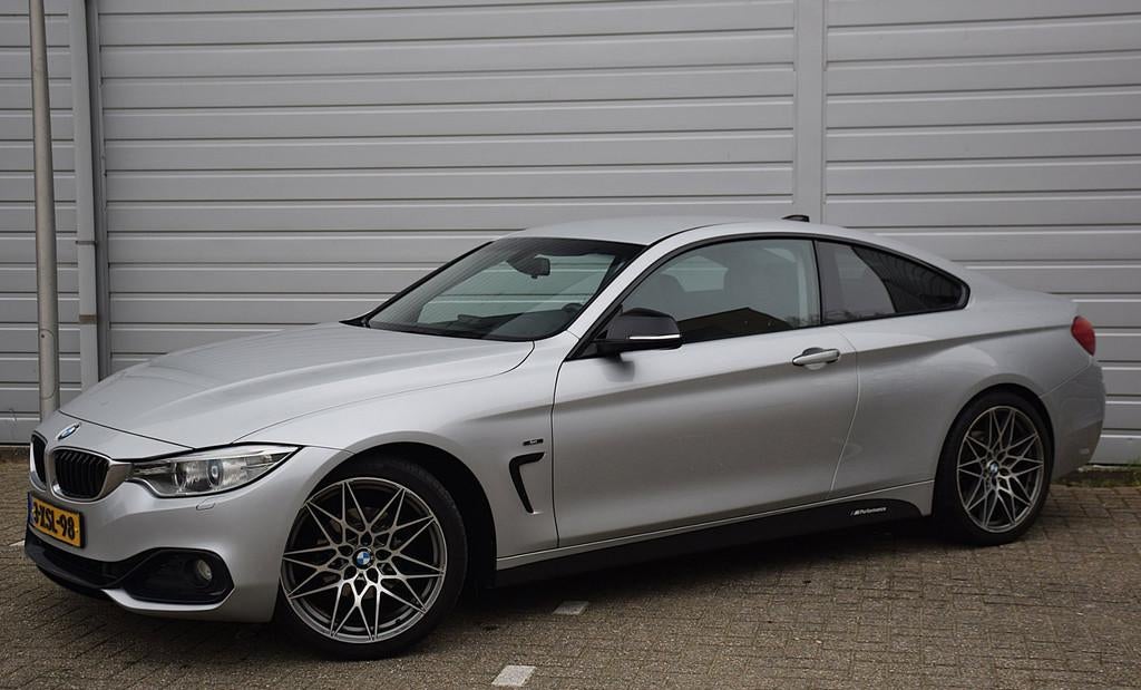 BMW 4-serie Coupé 420i Coupe*Led*Navi Prof*Automaat*Stoelve, Automaat, Achterwielaandrijving, Gebruikt, 4 stoelen