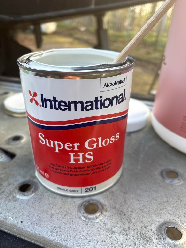 Internationale 1 Comp hoogglans lak 4 x, Ophalen of Verzenden, Zo goed als nieuw, Grijs, Lak