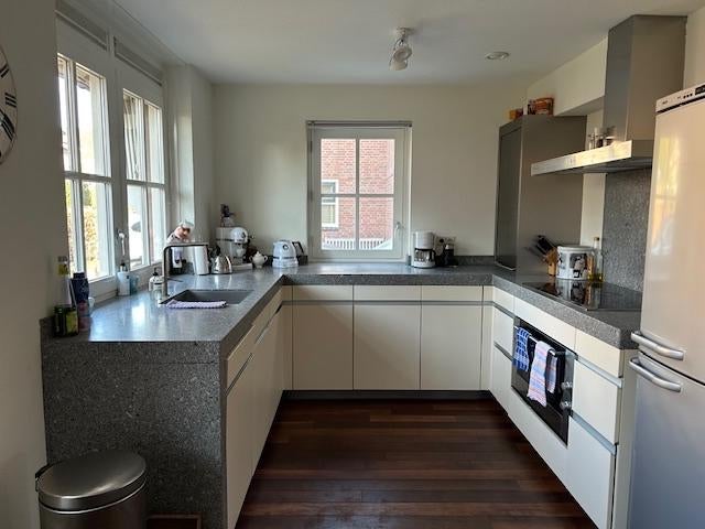 Siematic U-keuken met Siemens apparatuur, Huis en Inrichting, Keuken | Complete keukens, Gebruikt, U-keuken, Wit, Graniet of Steen