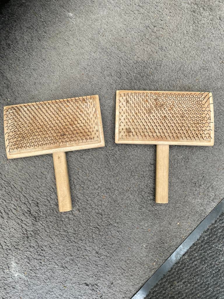 Kaardbortels louet handkaarden, Hobby en Vrije tijd, Spinnewielen en Spinnen, Ophalen of Verzenden, Gebruikt, Onderdelen en Toebehoren