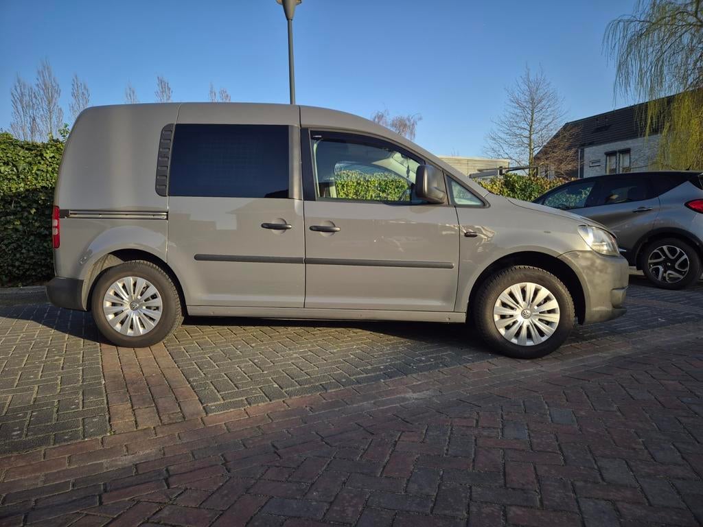 Volkswagen Caddy 1.6 D 75KW 2011 Nardo grey, 4 cilinders, 700 kg, Volkswagen, Diesel