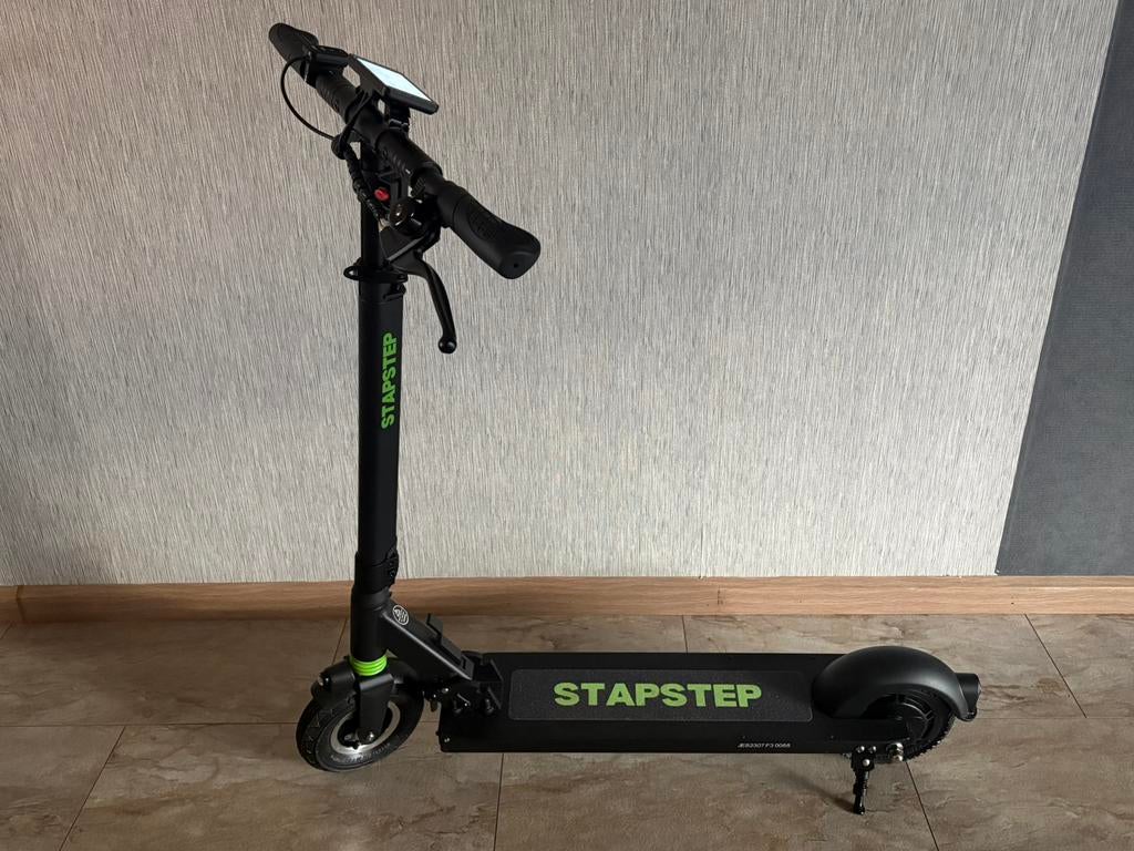 Stapstep pro 35km de legale step met ondersteuning, Fietsen en Brommers, Steps, Ophalen, Zo goed als nieuw, Elektrische step (E-scooter)