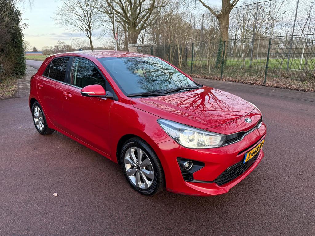 Kia RIO 1.2 Airco / Camera / Navigatie / PDC / APK, Auto's, Voorwielaandrijving, Gebruikt, Euro 6, 4 cilinders