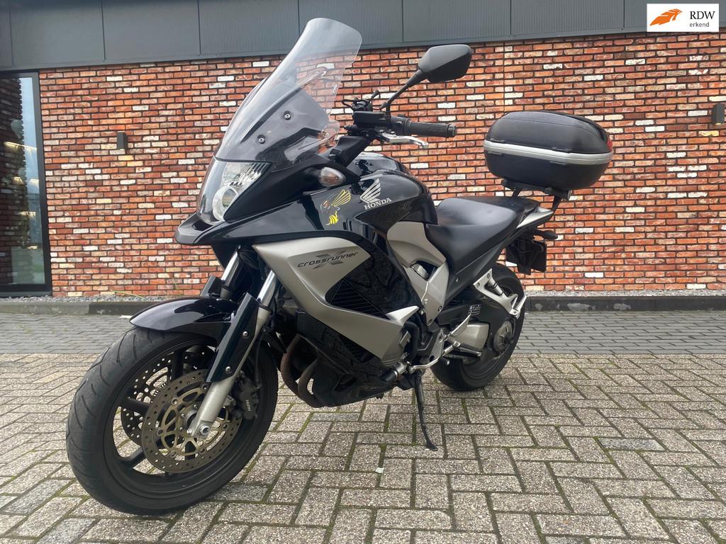 Honda All-Road VFR 800X Crossrunner C-ABS 24000km!