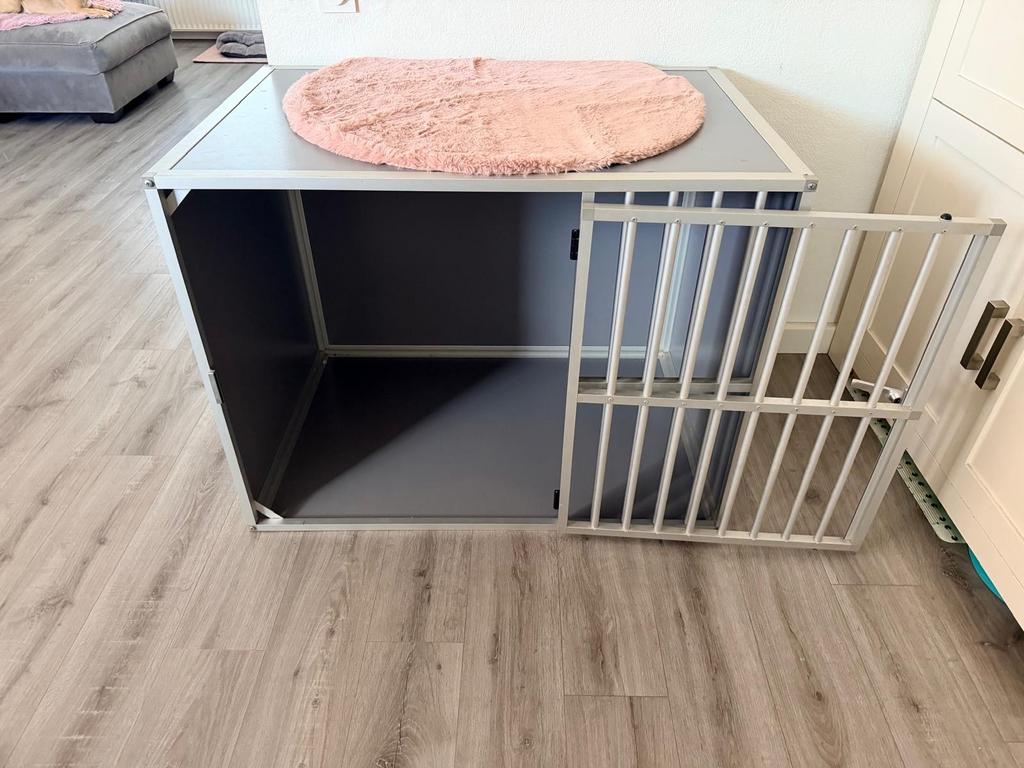 Hundos Bench maat L, Ophalen, Zo goed als nieuw