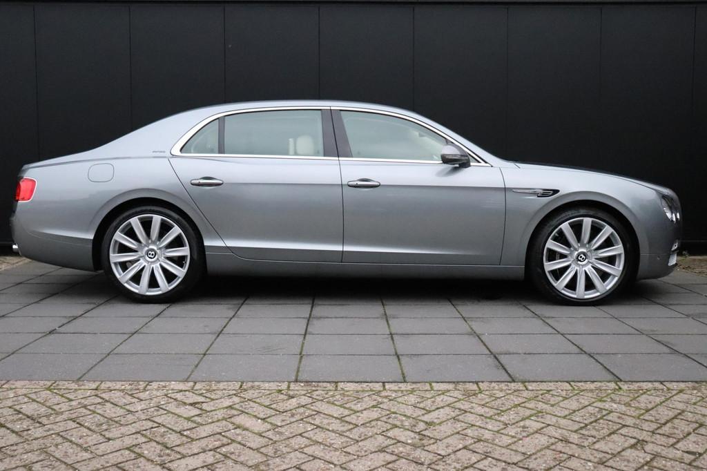Bentley Flying Spur 6.0 W12 | LEDER | SCHUIFDAK | KERAMISCH, Automaat, Gebruikt, 12 cilinders, 4 stoelen
