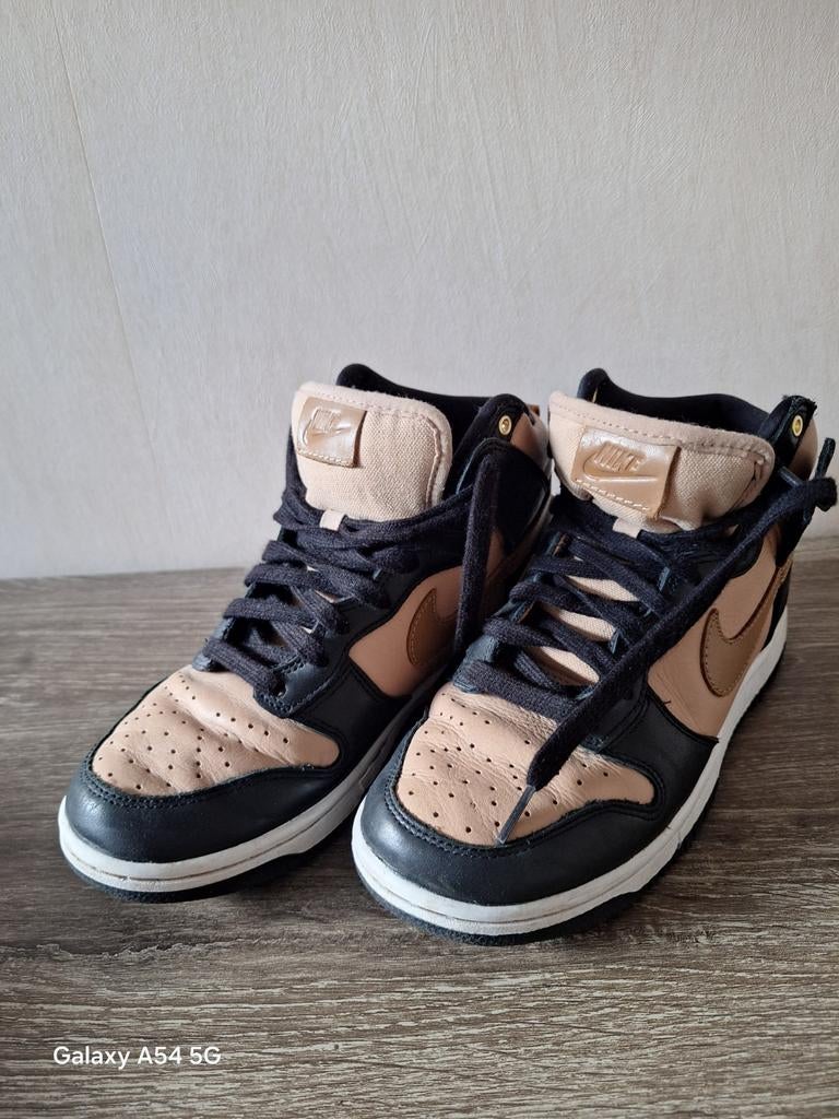 Nike schoenen, Ophalen of Verzenden, Zo goed als nieuw, Sneakers of Gympen