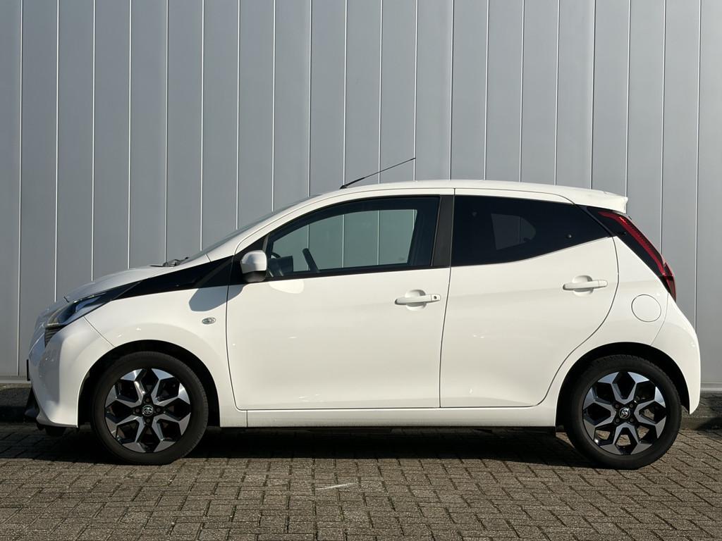 Toyota Aygo 1.0 VVT-i X-Joy NL Auto Dealer Onderhouden Carpl, Voorwielaandrijving, 12 maanden, Gebruikt, Euro 6