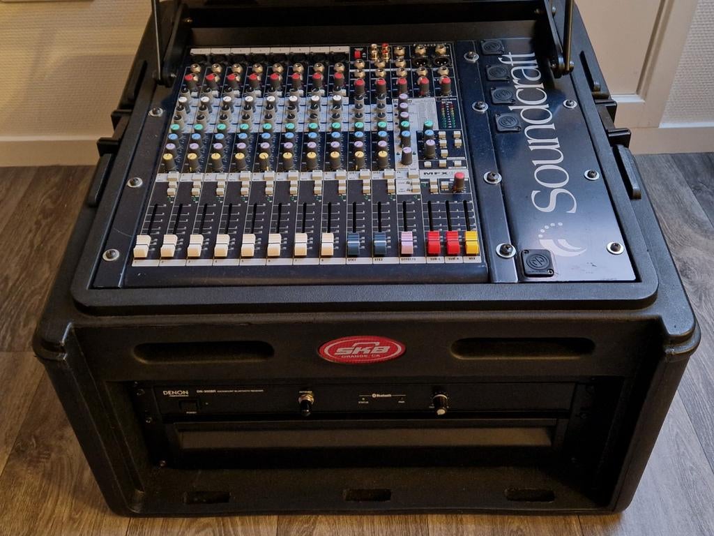 SKB flightcase + soundcraft mixer, Ophalen, Gebruikt, 10 tot 20 kanalen