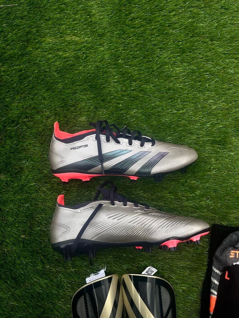 Adidas Predator voetbalschoenen, Maat XS of kleiner, Ophalen of Verzenden, Gebruikt, Schoenen