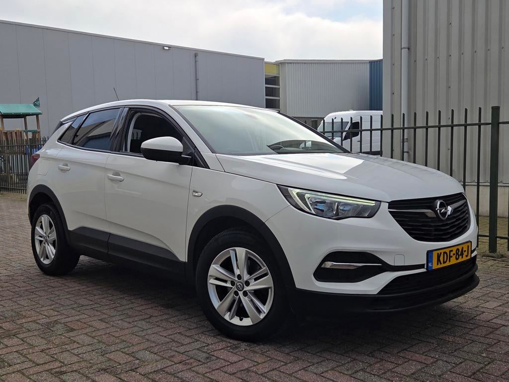 Opel GRANDLAND X 1.2 Turbo Innovation+ Airco-Cruise-Camera, Automaat, Gebruikt, Wit, 3 cilinders