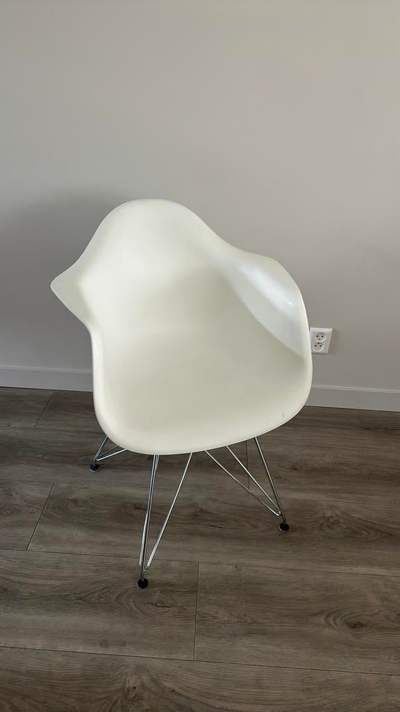 Gratis design stoel, Huis en Inrichting, Ophalen, Gebruikt, Wit, Eén