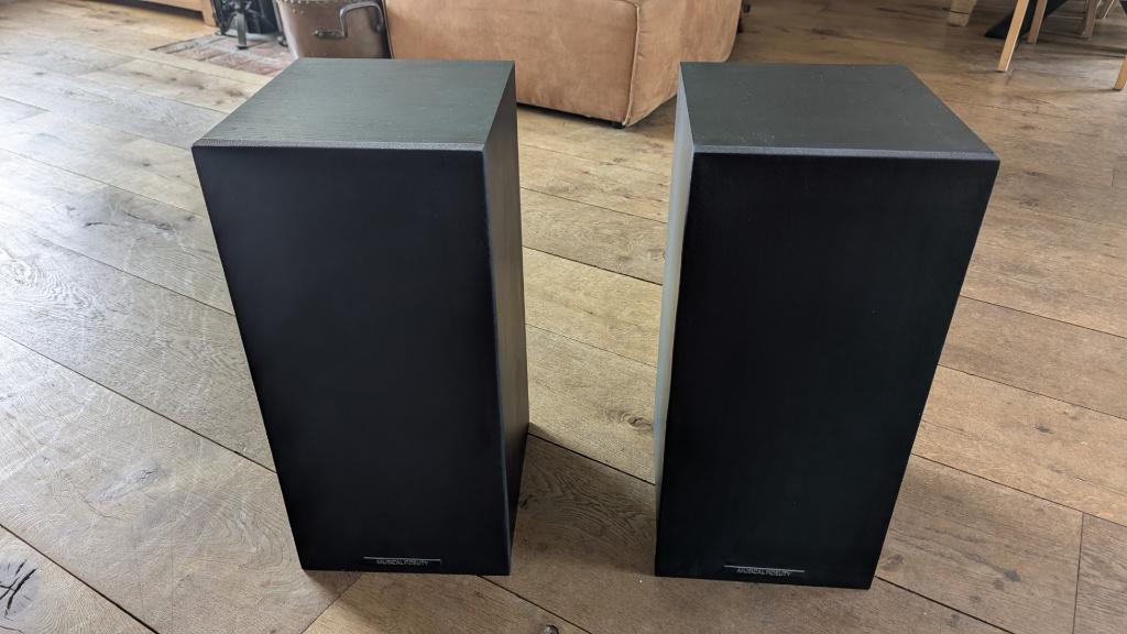 Musical Fidelity MC-4's, Zo goed als nieuw, 60 tot 120 watt, Front, Rear of Stereo speakers, Ophalen
