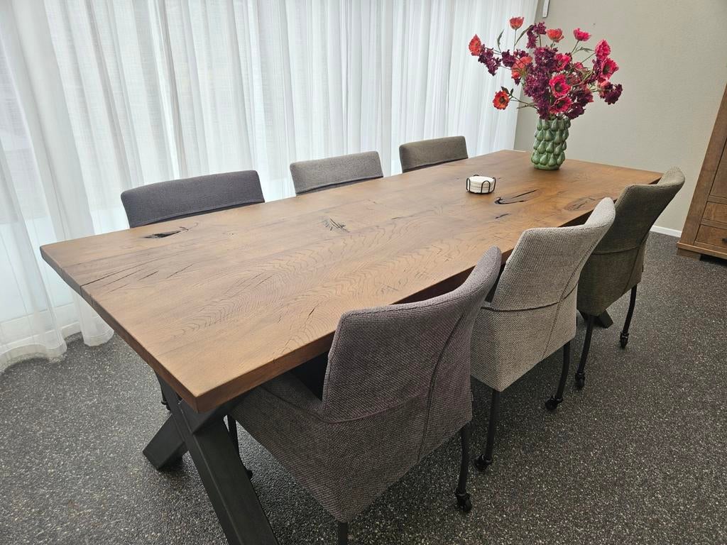 Grijze eiken eettafel met stalen X-poot, Ophalen of Verzenden, Rechthoekig, 200 cm of meer, 50 tot 100 cm