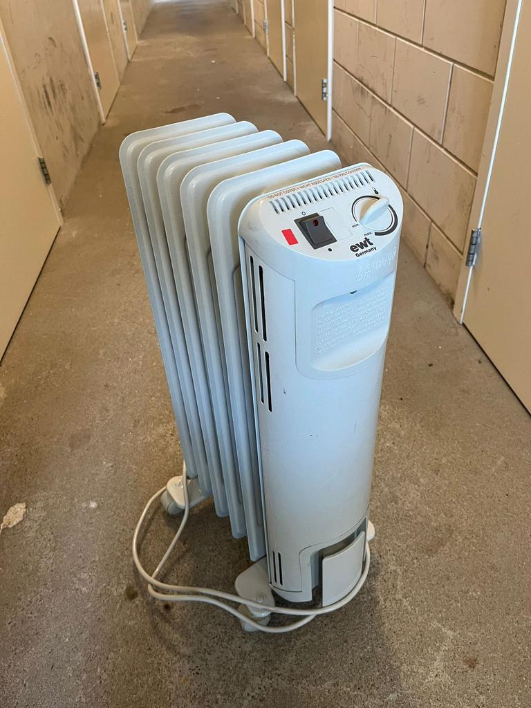 Elektrische oliekachel, Ophalen, 30 tot 80 cm, Kachel, Minder dan 60 cm