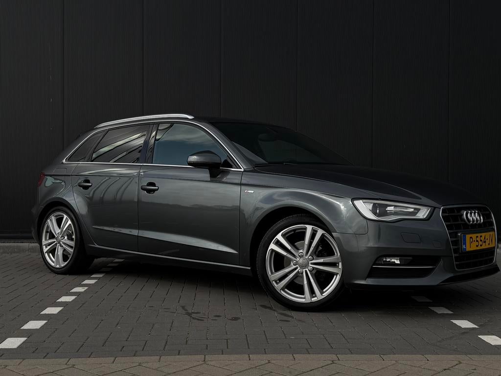 Audi A3 Sportback 1.4 TFSI Ambition 3x S-LINE S-TRONIC, Zwart, 122 pk, 1395 cc, 650 kg