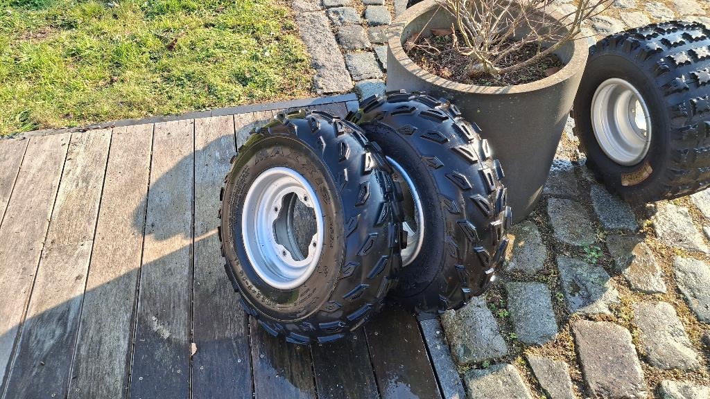 Banden yamaha 350 raptor, Ophalen, Nieuw