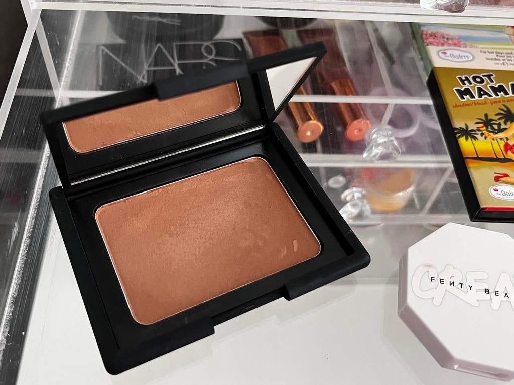 Makeup Nars Laguna Bronzer €15, Gebruikt, Bruin, Gehele gezicht, Ophalen of Verzenden
