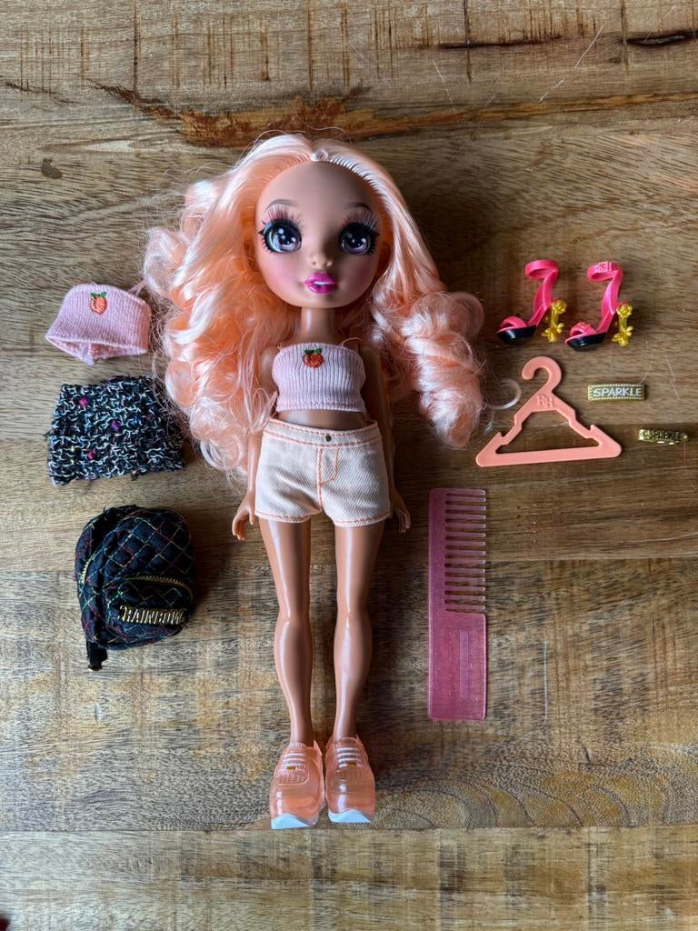 Rainbow High pop, Ophalen of Verzenden, Zo goed als nieuw, Overige typen