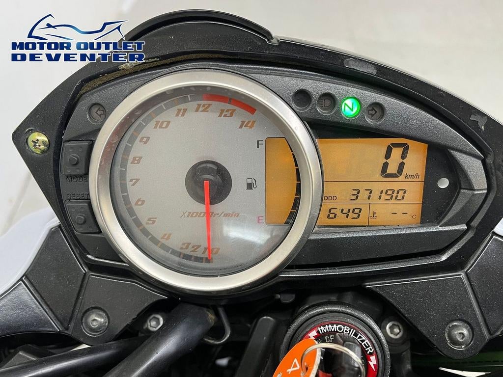 Prachtige KAWASAKI Z 750 Z750 Black-White edition (bj 2010) - foto 2