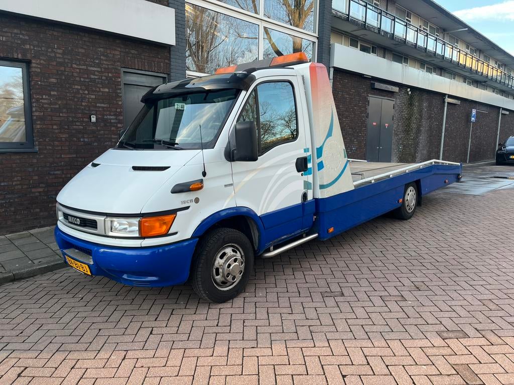 Iveco Daily 35C11 2.8TD Oprijwagen LIER / OPRIJPLATEN / APK, Auto's, 4 cilinders, Iveco, Wit, Bedrijf