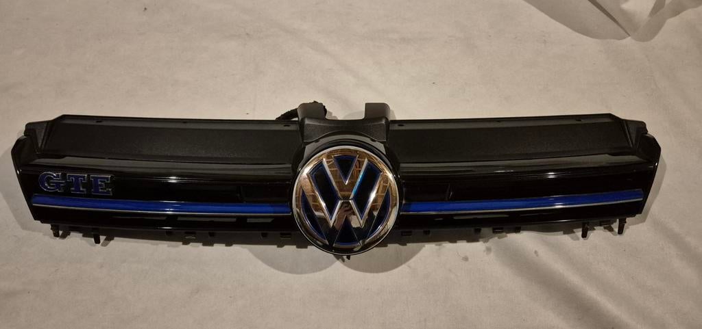 GTE VW GOLF 7 GRILL COMPLEET SET ZEER NETTE STAAT, Auto-onderdelen, Gebruikt, Ophalen of Verzenden, Bumper, Volkswagen