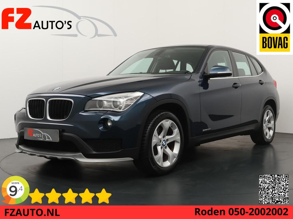 BMW X1 sDrive20i Limited Series - Automaat - Hoge instap - T, Auto's, Euro 6, 4 cilinders, Blauw, 184 pk