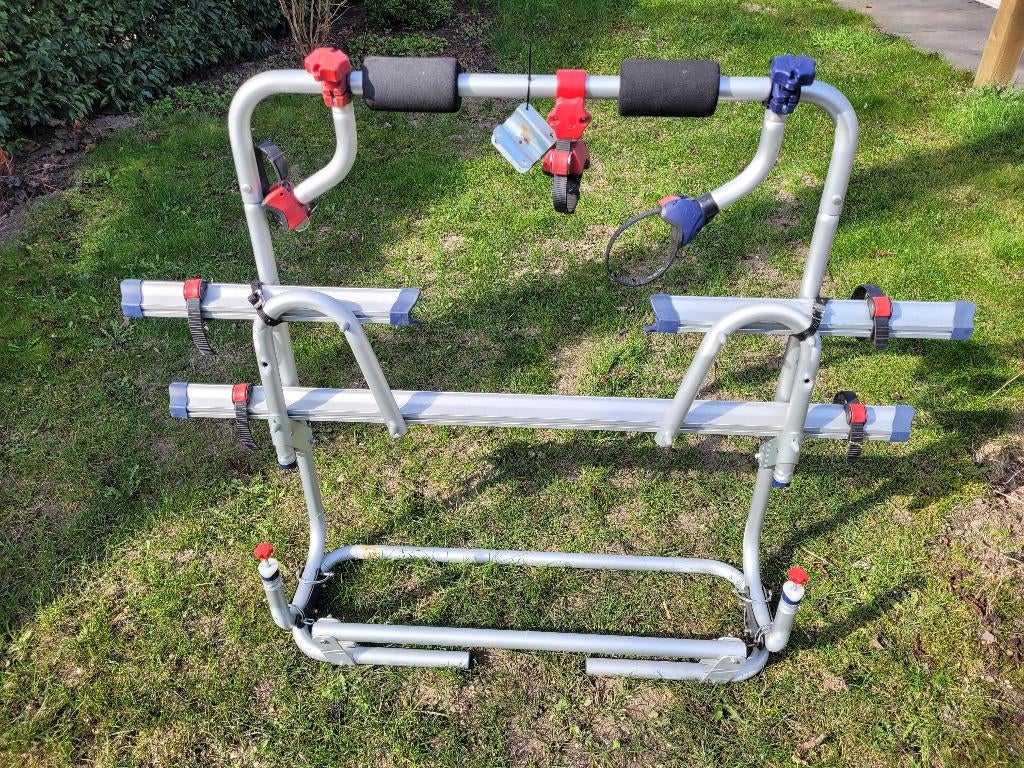 Fietsendrager dissel, Ophalen, Zo goed als nieuw