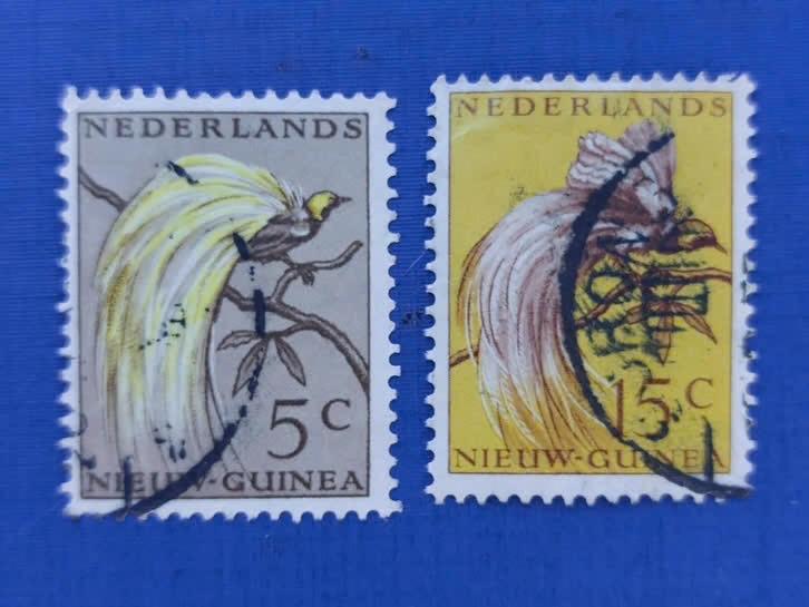 Postzegel Nieuw Guinea 1954 2 zegels Paradijsvogel 03-04, Postzegels en Munten, Postzegels | Nederlands-Indië en Nieuw-Guinea