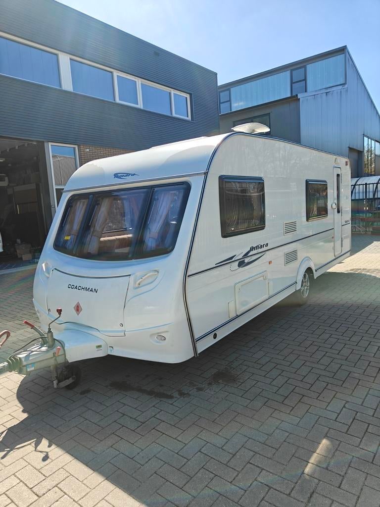 In absolute topconditie 6 pers coachman met 2 stapelbedden!, Caravans en Kamperen, Overige merken, Coachman, Bedrijf, Omvormbare zithoek